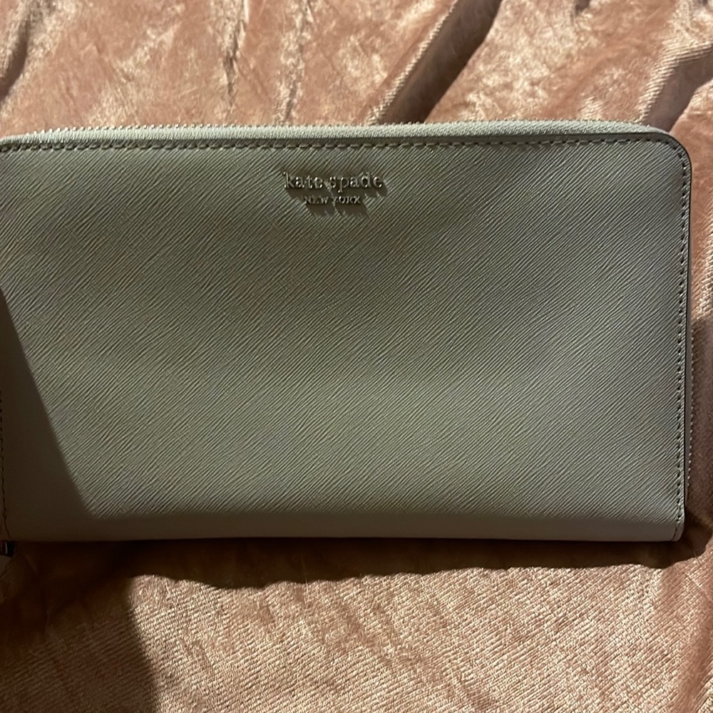Kate Spade gray wallet/clutch